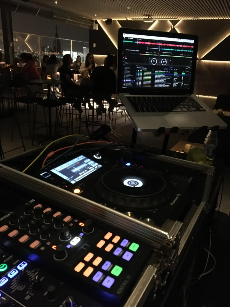 DJ Fabrizio Castillo I. | Celeste